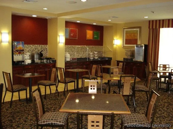 Hotel Comfort Suites Orlando Airport